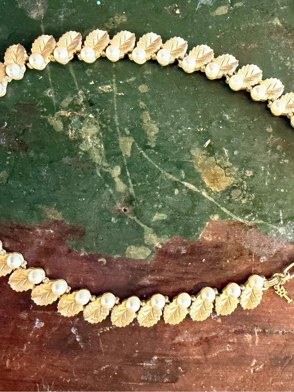 Vintage Trifari gold tone & faux pearl choker style necklace - rare